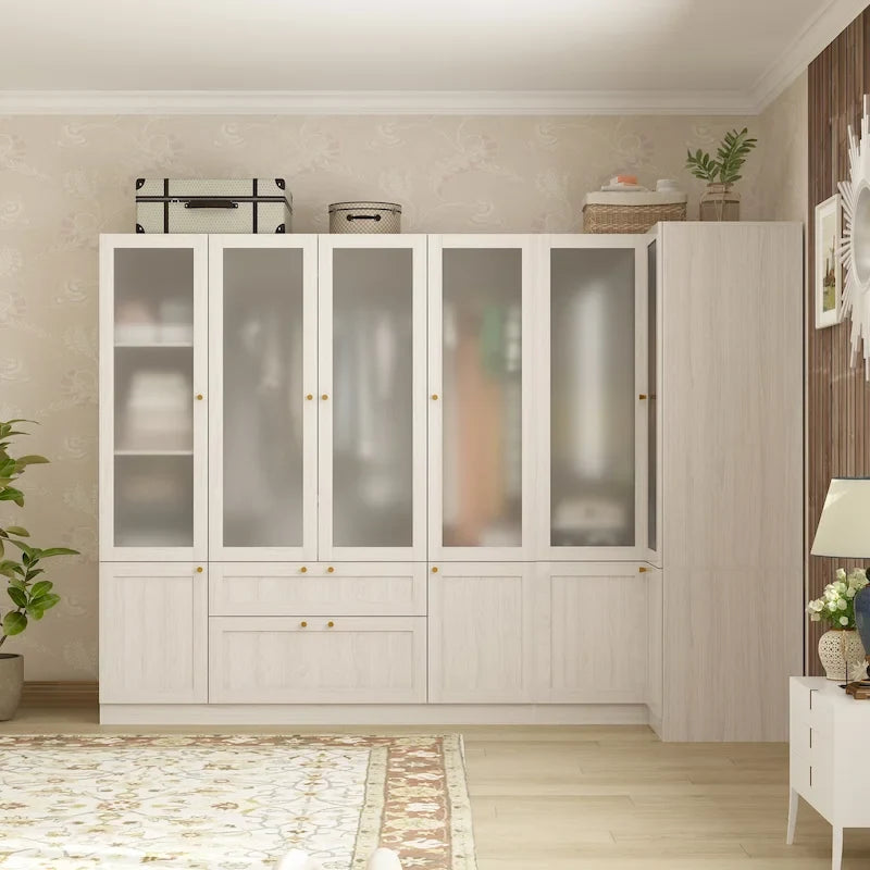 Grande armoire en verre dépoli : Options de rangement polyvalentes