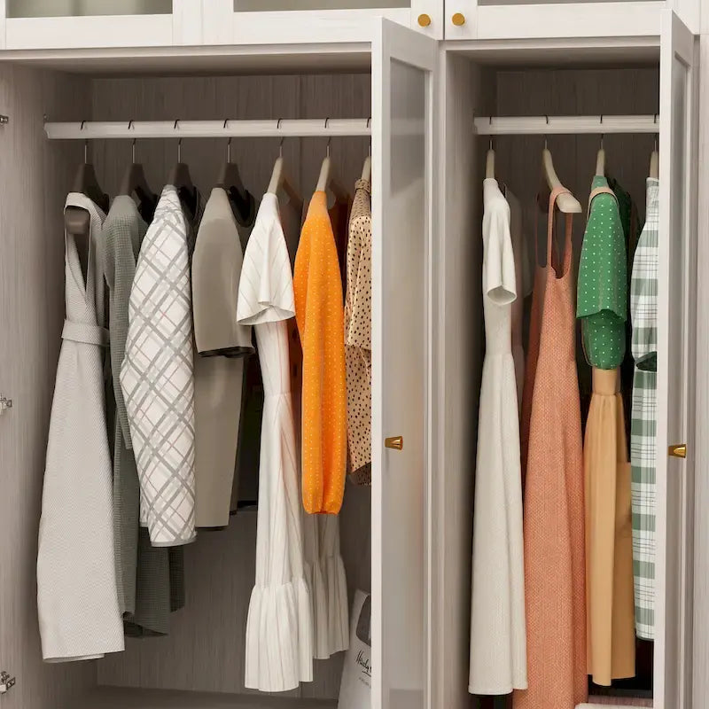 Grande armoire en verre dépoli : Options de rangement polyvalentes