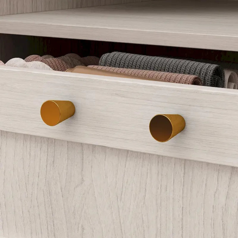 Grande armoire en verre dépoli : Options de rangement polyvalentes