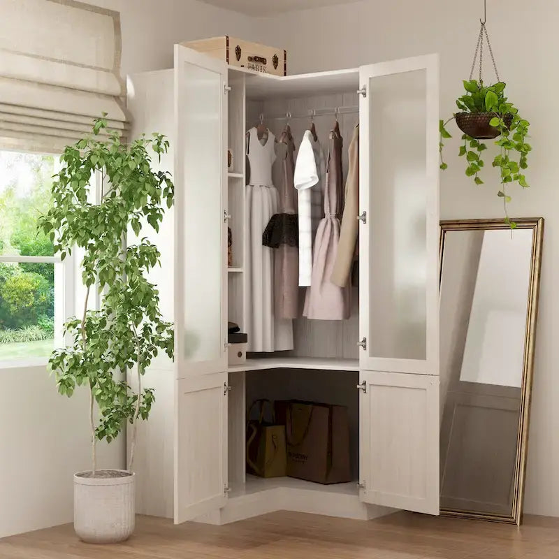 Grande armoire en verre dépoli : Options de rangement polyvalentes