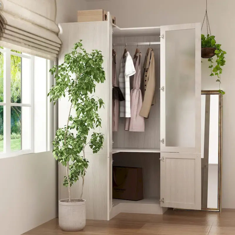 Grande armoire en verre dépoli : Options de rangement polyvalentes
